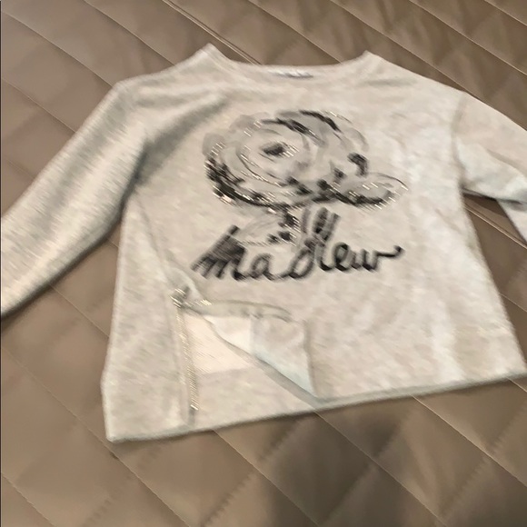 Top - Picture 2 of 3